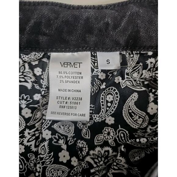 Vervet Los Angeles ~Woman Size S~ Black Denim Distressed Jean Shorts Stretch. - Picture 9 of 12